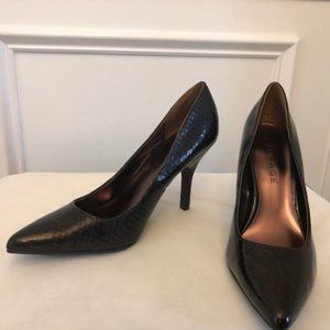 Rampage Nicki Snakeskin Pointed Toe Pumps (7.5)